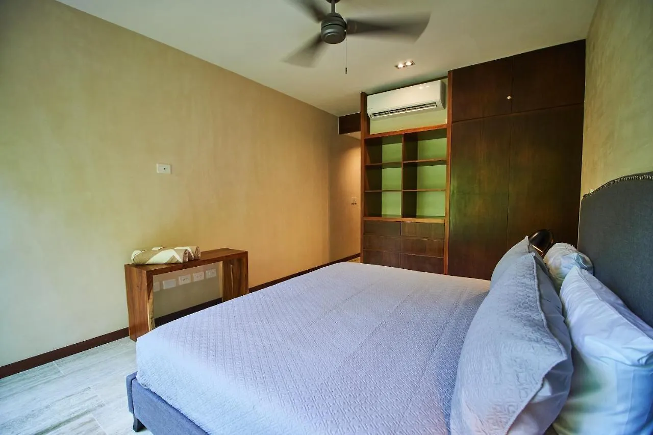 Odyssey - Private Plunge Pool & Beach Club Access 툴룸 아파트